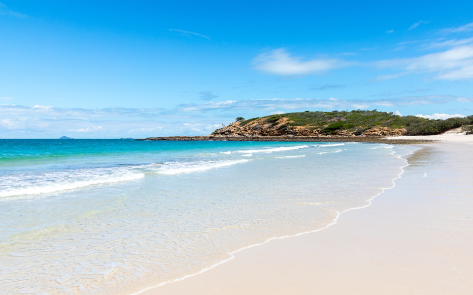 In Long Beach in Queensland Australien ist dieser weiße Sandstrand liegt vor der Küste von Capricorn ein beliebtes Reiseziel